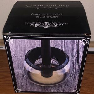 Makeup Brush Cleaner